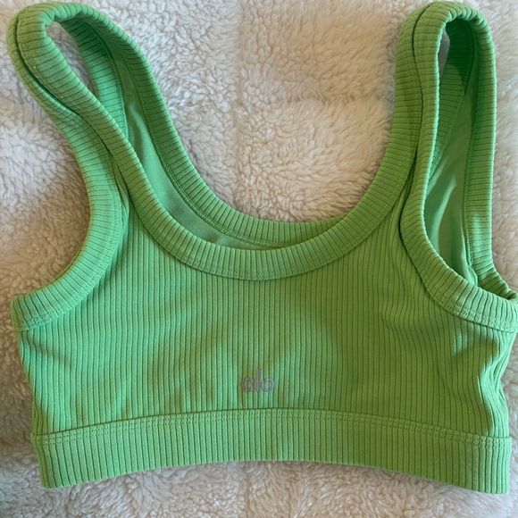 Alo Yoga Green Set Wellness Bra and Airbrush 7" Biker Short | SZ S - Picture 11 of 14